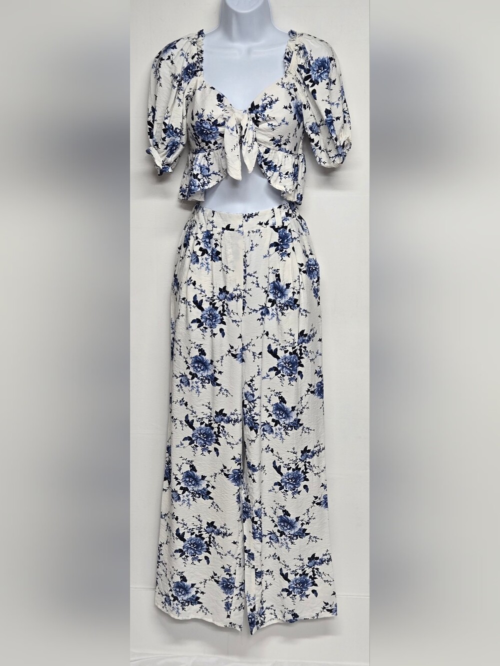 Sienna Sky S 2 Pc Matching Pant Set Floral Cottagecore Smock Crop Top Wide Leg